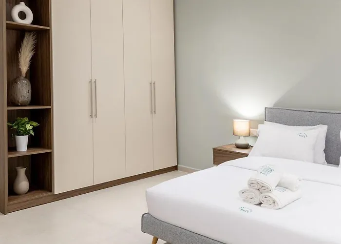 Rois Urban سالونيك